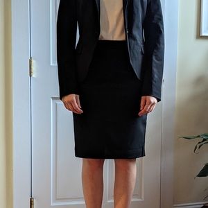 Ann Taylor LOFT Black Pencil Skirt Size 0